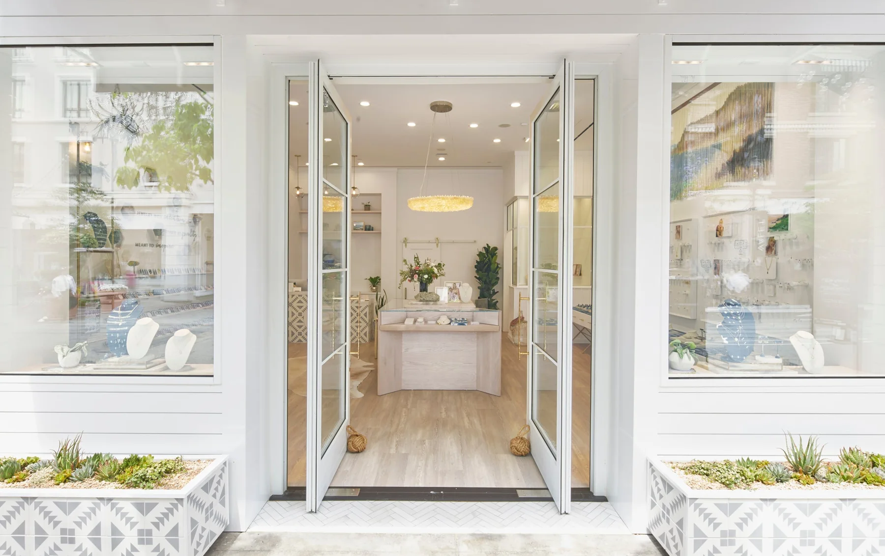 Pivot Doors, Gorjana